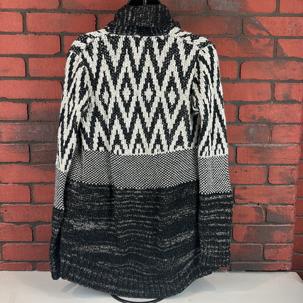 Lucky Brand Sweater Womens‎ Medium Southwestern - Picture 4 of 10